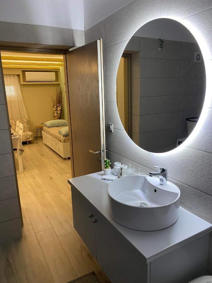 Holiday Center Карпатос Екстер'єр фото